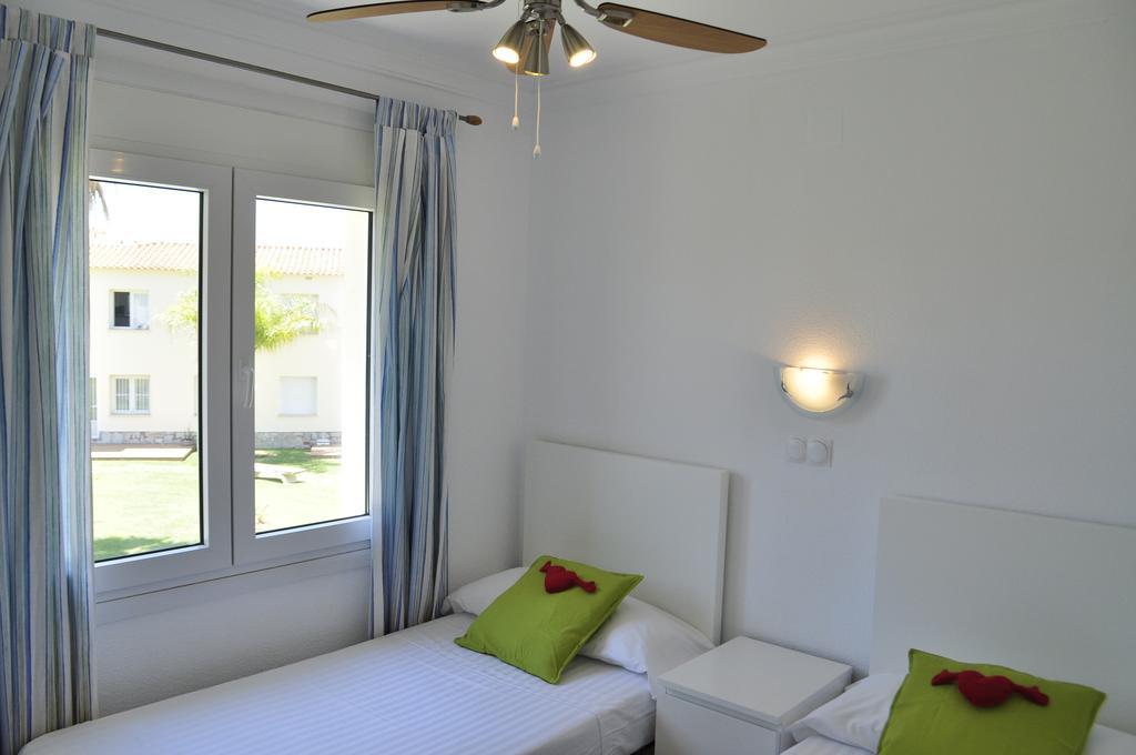 Family Beach Club Sevilla II Олива Номер фото