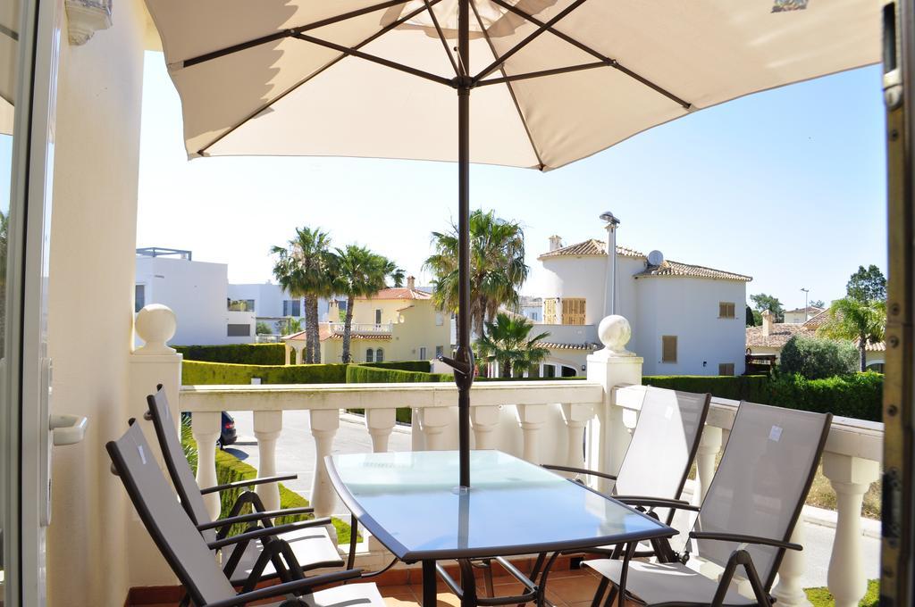 Family Beach Club Sevilla II Олива Номер фото